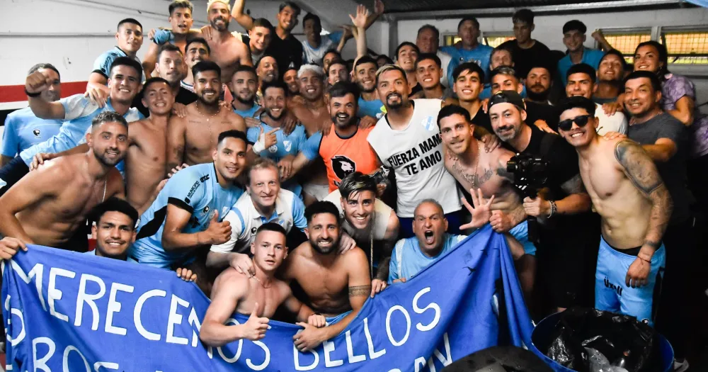 El Euf Rico Festejo De Los Jugadores De Temperley Tras La Clasificaci N