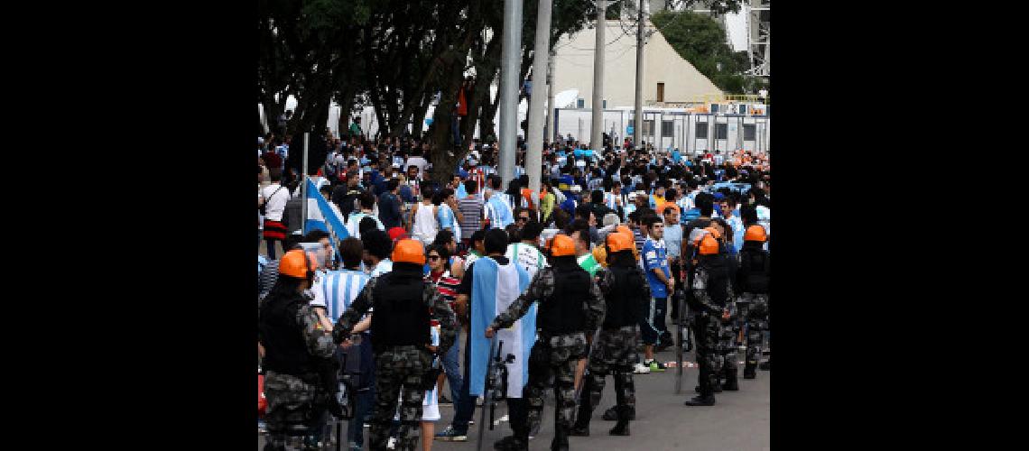 policia mundial 1