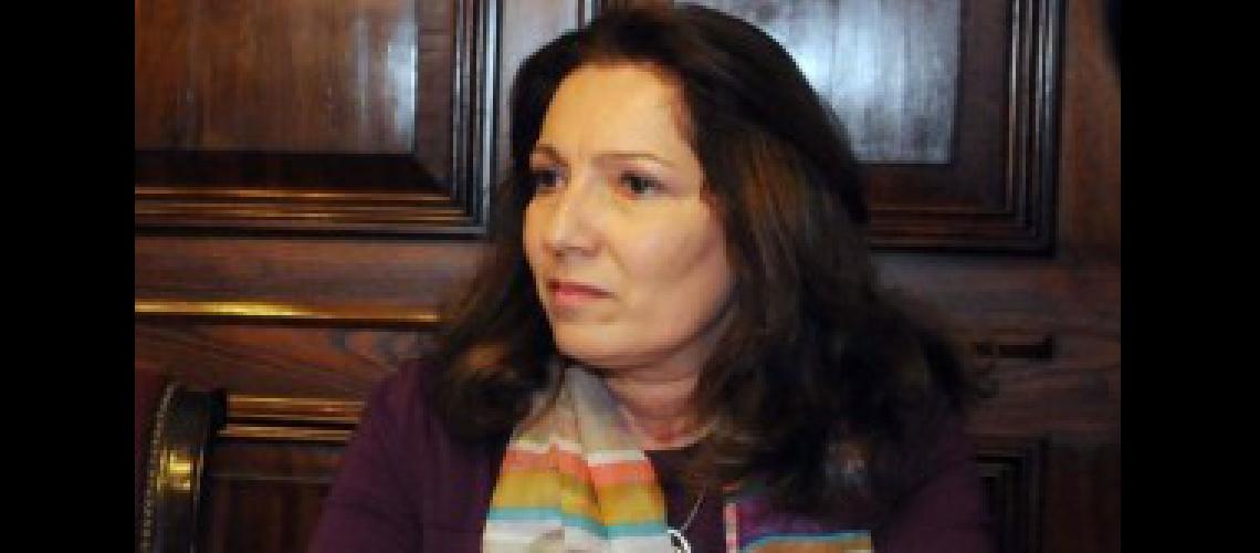 cristina camantildeo