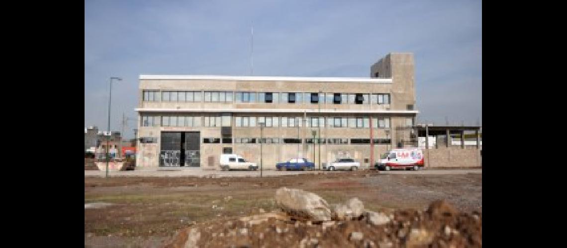 p2  Llavallol sigue adelante la obra del nuevo centro comercial (1)
