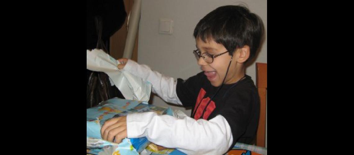 Abriendo regalos