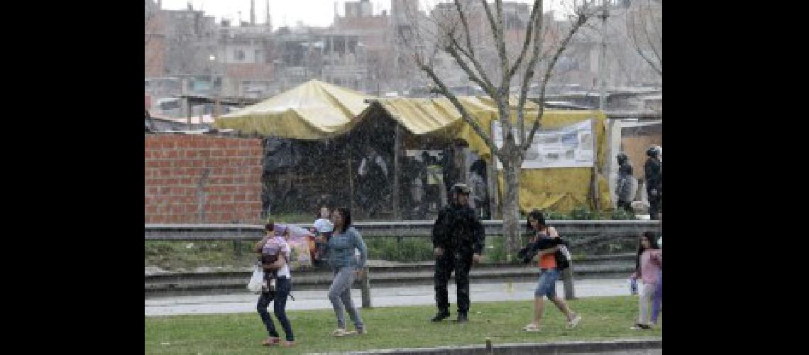 desalojados asentamiento papa francisco