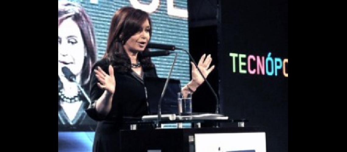 cristina tenopolis