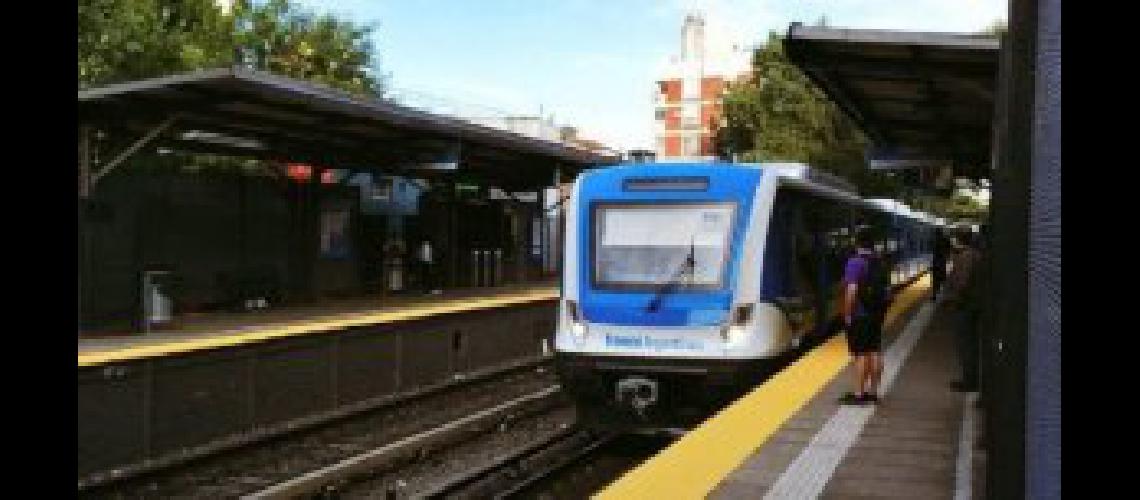 tren mitre