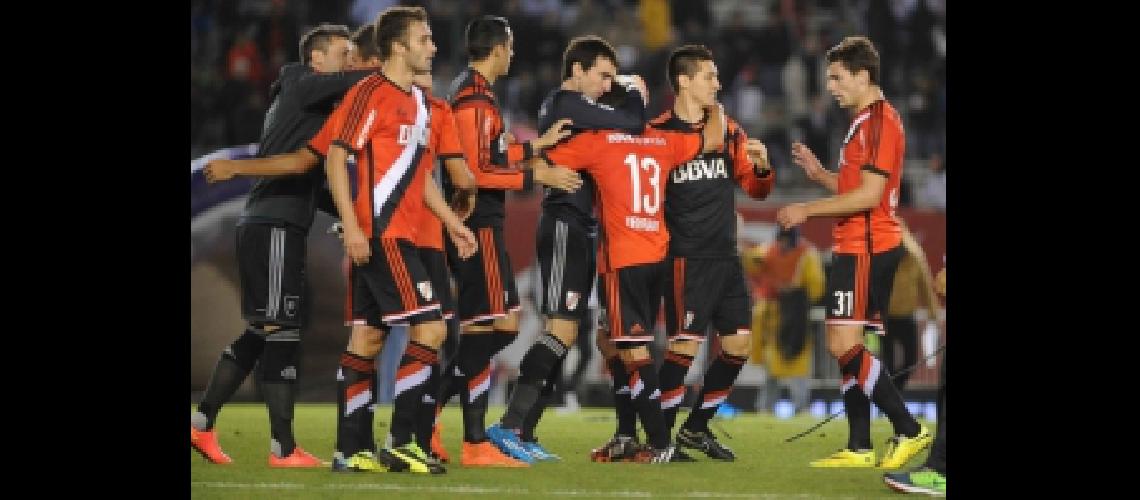 30-11-2014_buenos_aires_river_plate_reaccion