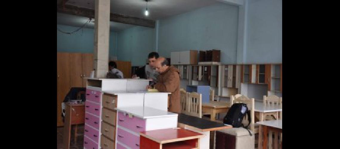P2 La Comuna intensifica las inspecciones a comercios e industrias en todo Lomas (2)