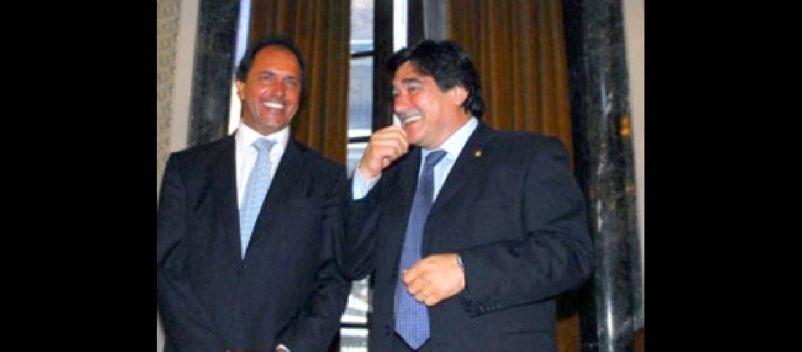 El kirchnerismo se encolumna detraacutes de la foacutermula nacional Scioli-Zannini