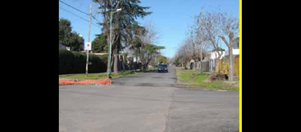Llavallol Sur- asfaltan 23 cuadras en distintas calles y ponen maacutes luces