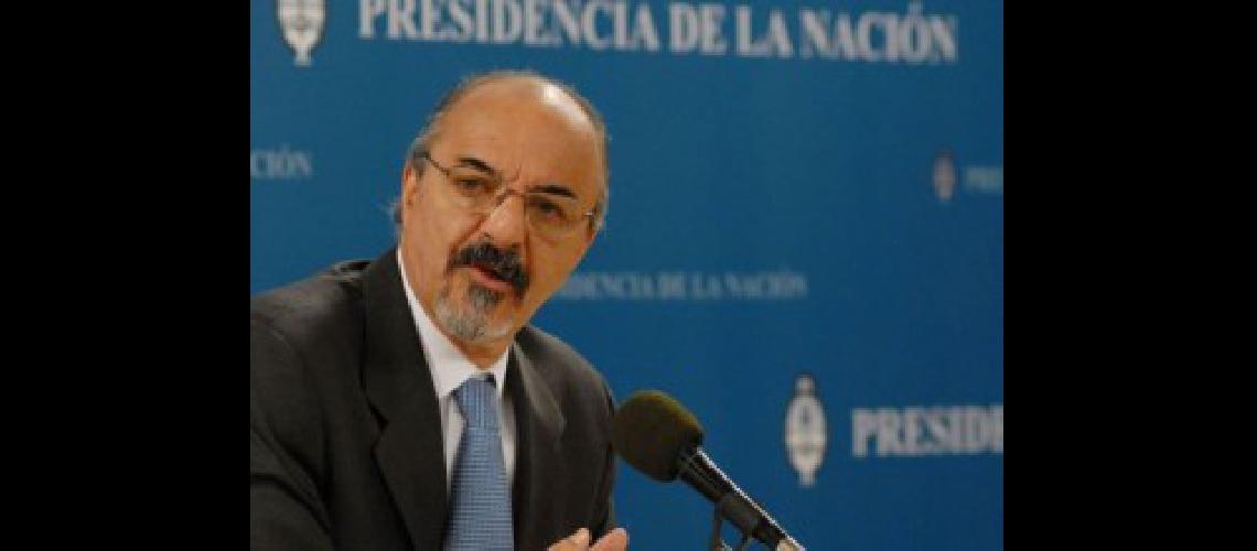 Carlos-Tomada