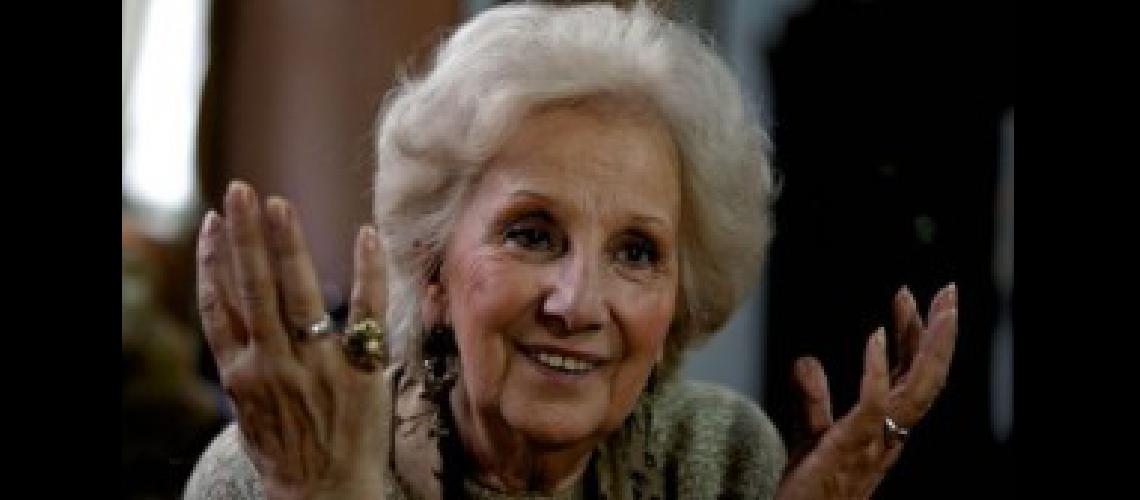 estela-de-carlotto-abuela