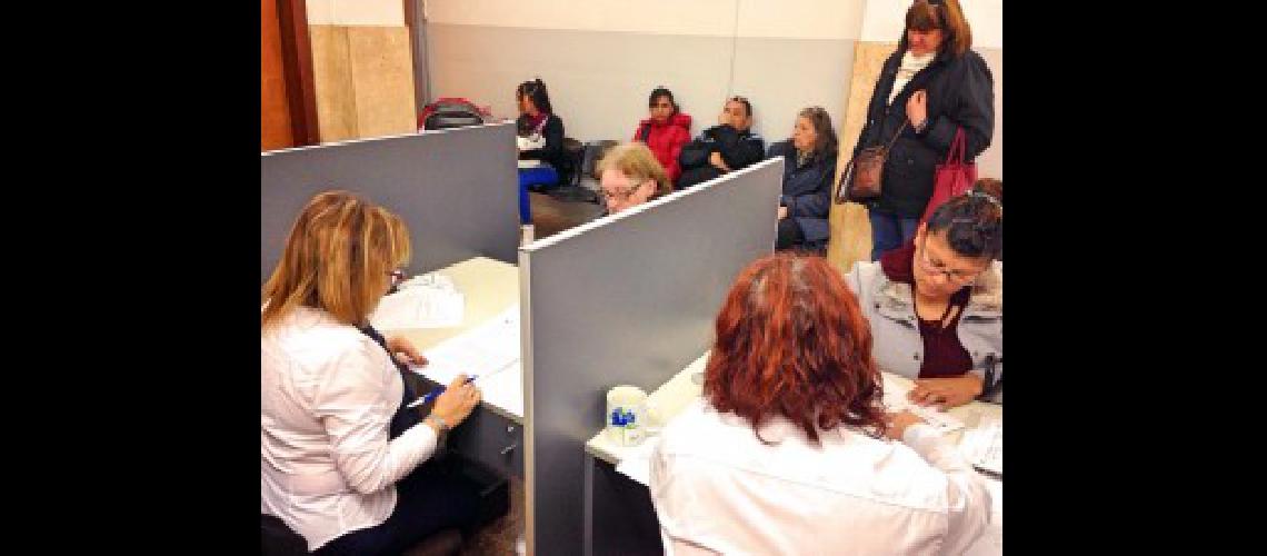 Defensa del Consumidor asesoroacute a casi 11 mil vecinos durante el antildeo