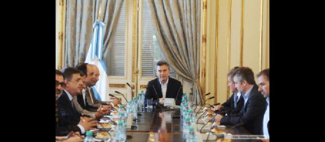 MACRI UCR