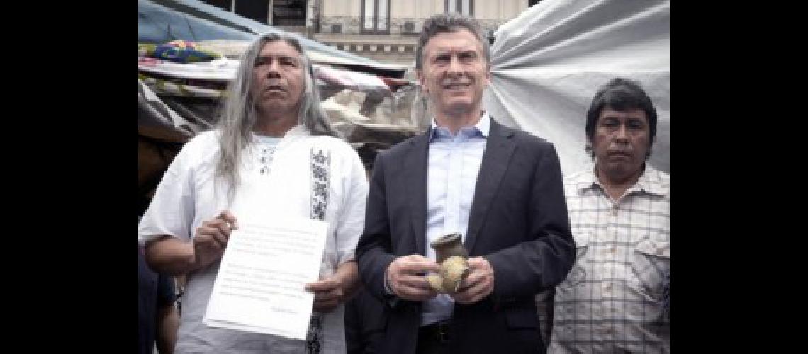 macri quom
