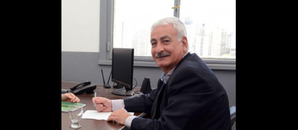 Alberto Kahale