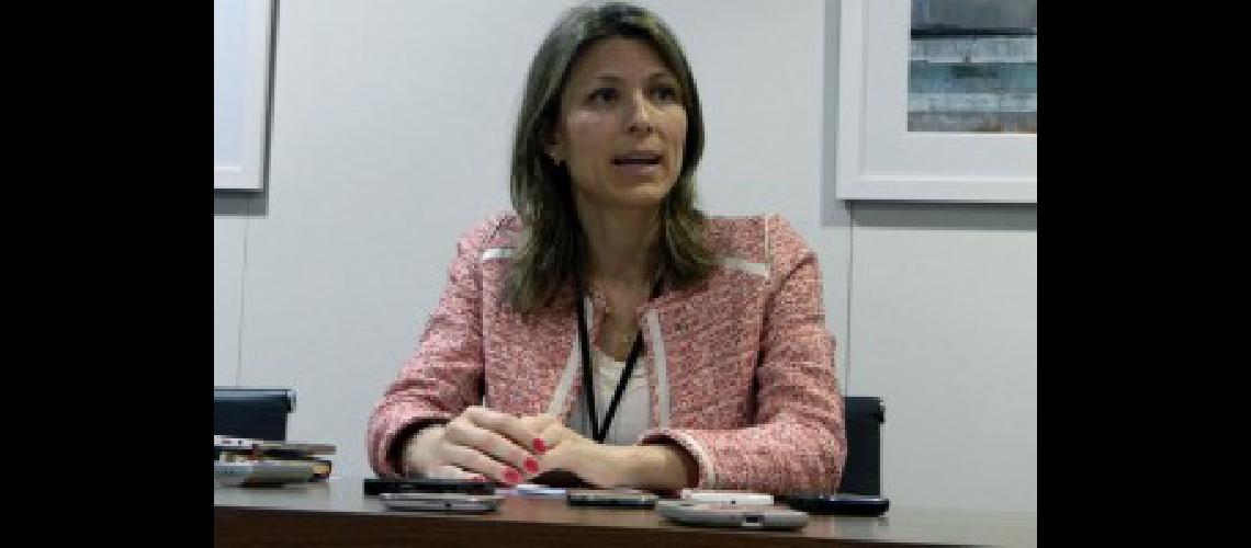 isela constantini