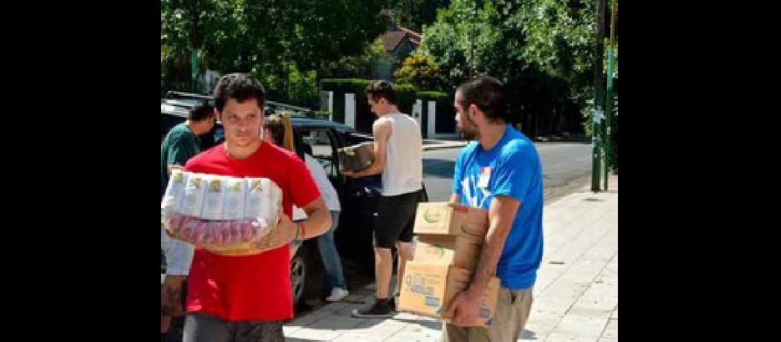 Todaviacutea hay tiempo para donar uacutetiles