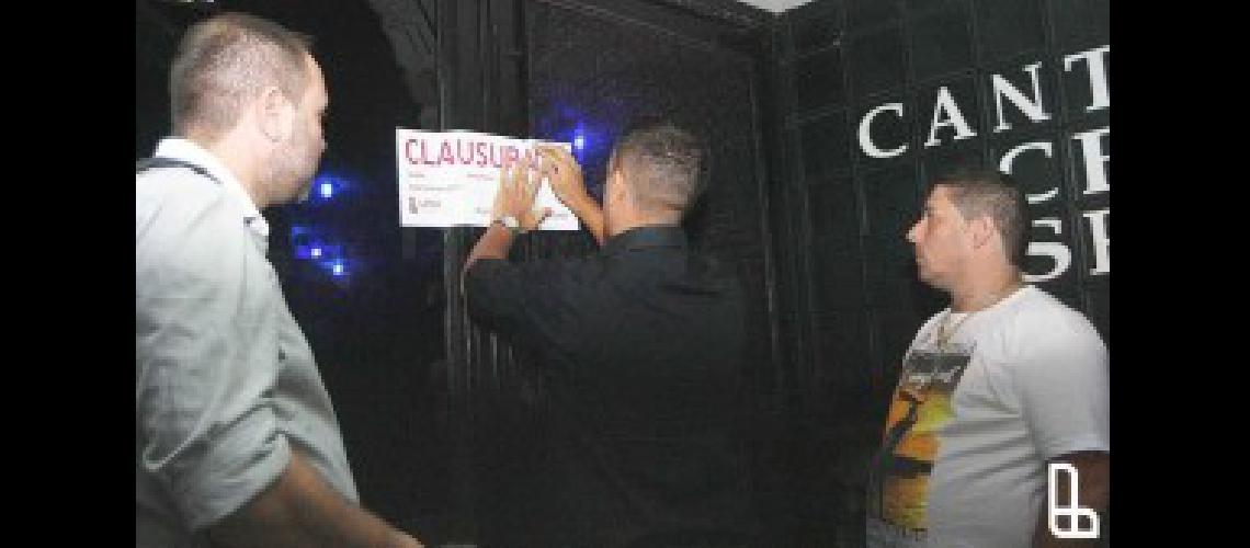 operativo en boliches lanus