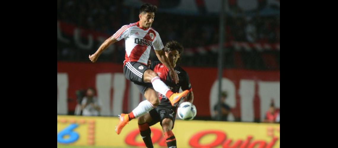 River tuvo una noche de terror y Coloacuten lo vapuleoacute