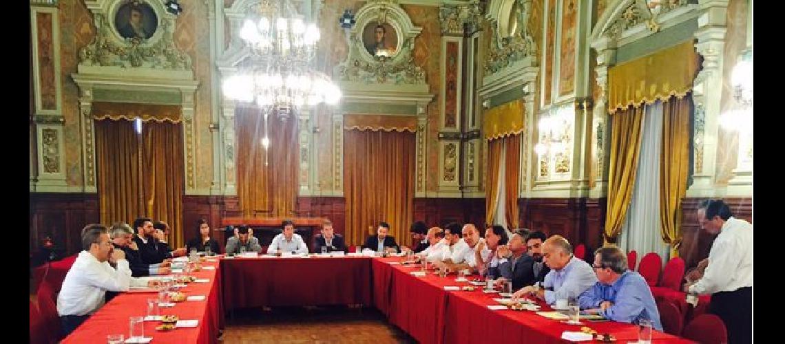 Reunion infraestructura