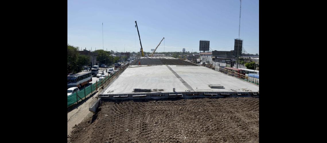 P2 Viaducto de La Noria avanza la construccioacuten del carril central (2)