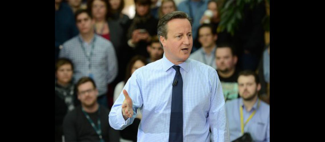 Cameron admitioacute haber tenido participacioacuten en un fondo de inversioacuten offshore