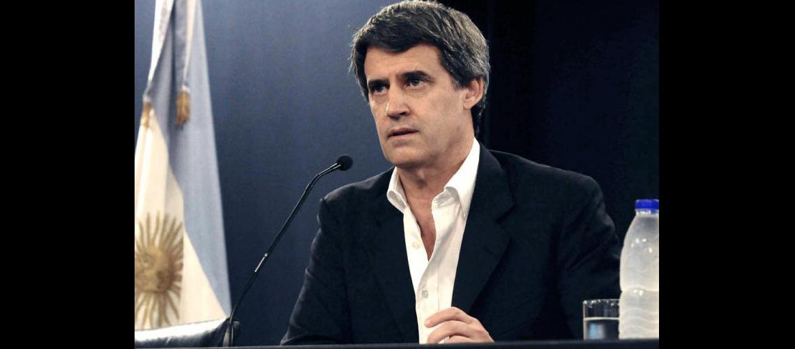Prat Gay pide a la Justicia de EEUU que anuncie su decisioacuten lo antes posible