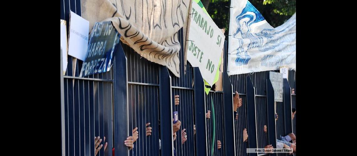 La Uocra reclamoacute frente a Trabajo por la reactivacioacuten de la obra puacuteblica