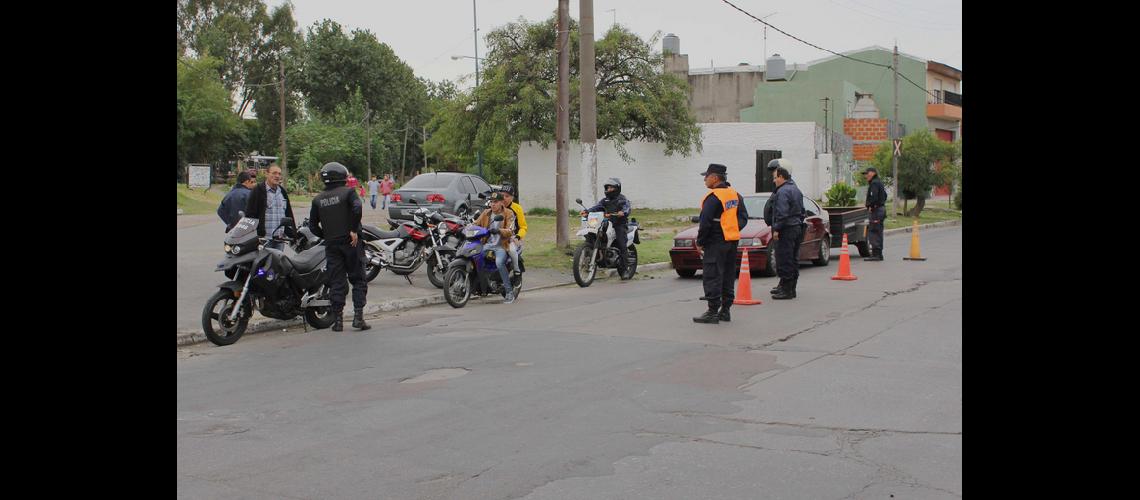 14-04-16 8 motos secuerstradsas en nuevo operativo de traacutensito