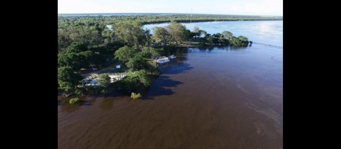 Buryaile- Vamos a ayudar a los productores afectados por las inundaciones