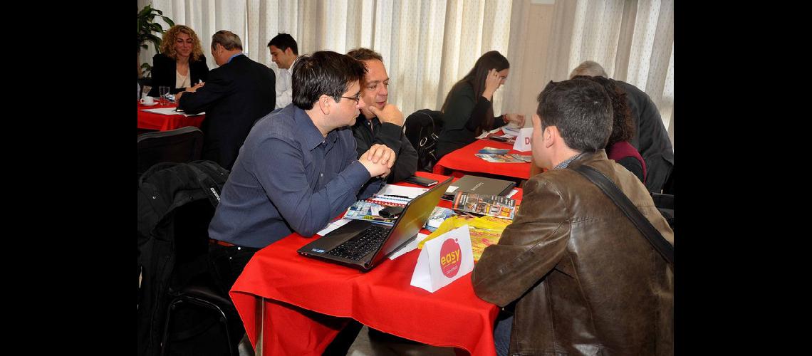 P2 Asisten a las empresas de Lomas para que exporten sus productos al mundo