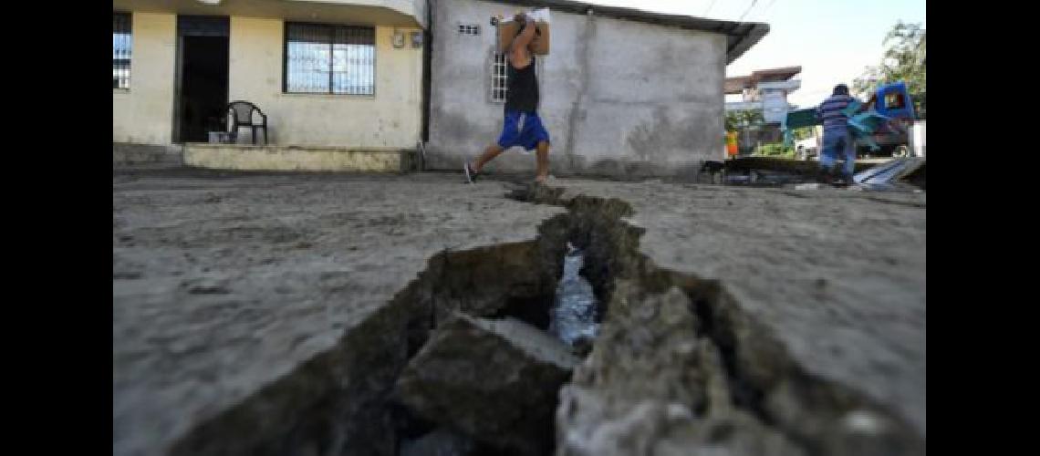 160418130308_terremoto_ecuador_624x351_afp_nocredit