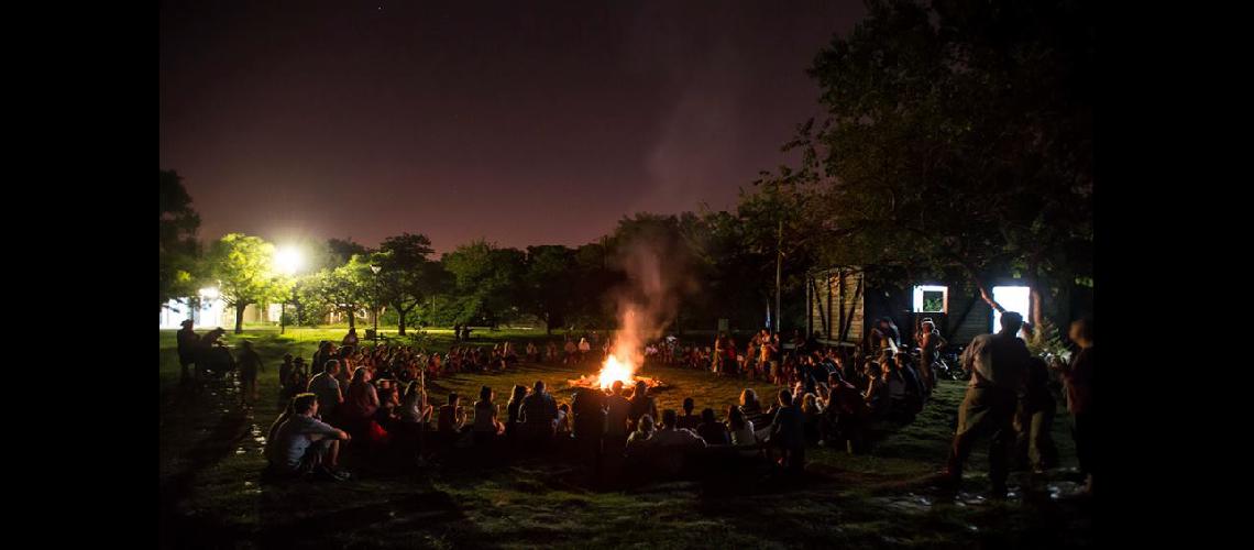 LOMAS - Cultura en el fogoacuten