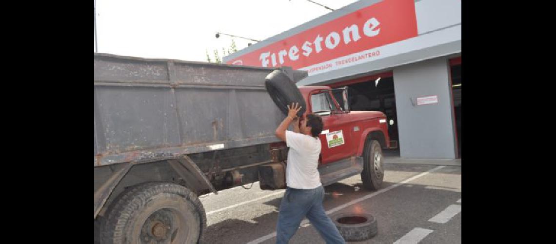 GRANDE - Operativo Reciclado de Neumaacuteticos