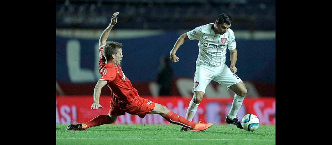 La AFIP denuncioacute a clubes de primera y a la AFA por una deuda de 330 millones