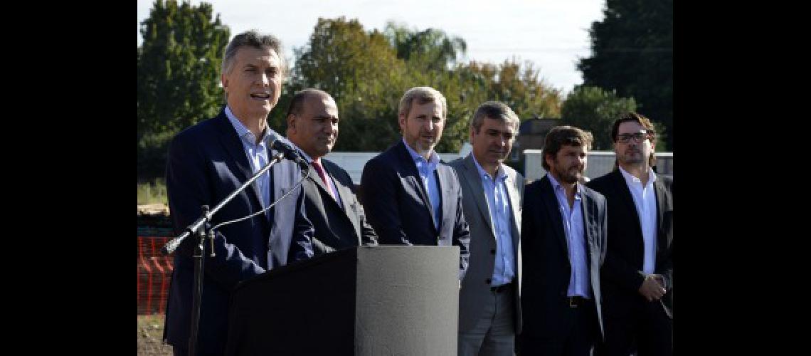 En Tucumaacuten Macri dijo que las centrales obreras tienen derecho a expresarse