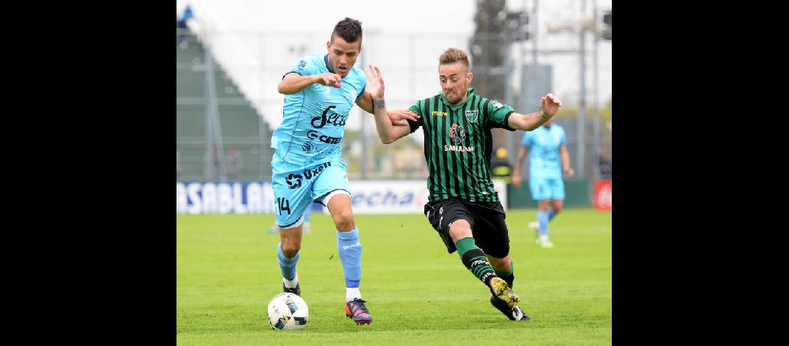 Teacutelam  07042016 Buenos Aires - San Martin de San Juan derrota a Teacutemperley por 1 a 0 por la 14ordm fecha de Primera Divisioacuten   Foto- Raul Ferraricgl