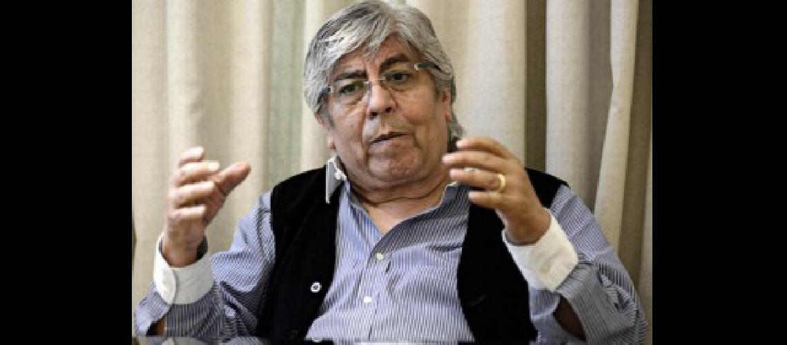 El sindicalista Hugo Moyano reveloacute que le gustariacutea ser el presidente de la AFA