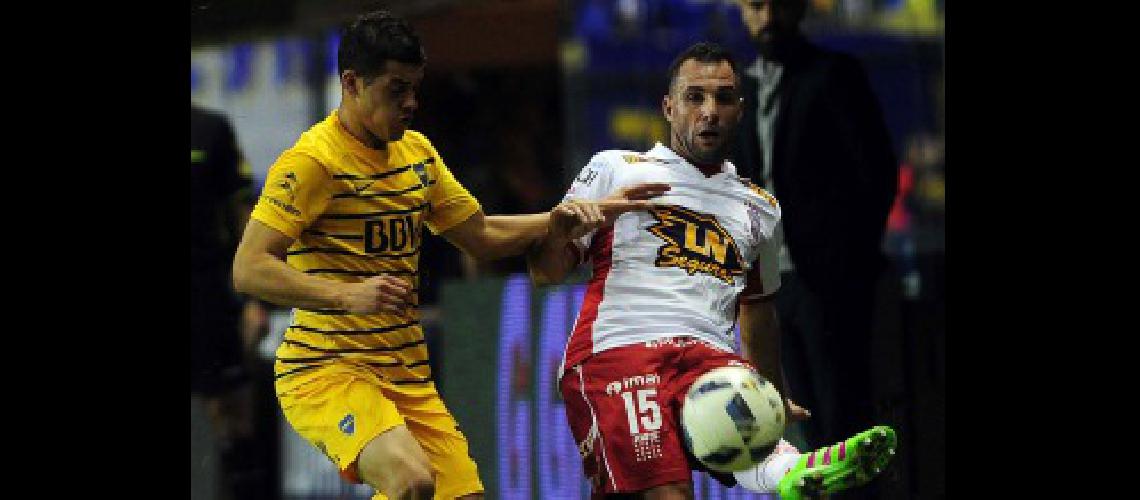 Con suplentes y pensando en la Copa Boca apenas igualoacute con Huracaacuten
