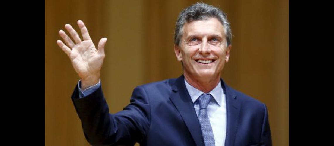 Macri visita la planta de General Motors y recibe a la Conferencia Episcopal