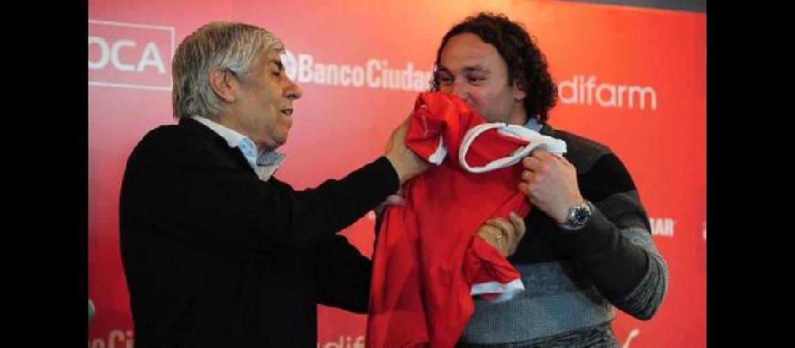 Presentacion-Gabriel-Milito-Independiente-Sanchez_CLAIMA20160520_0320_28