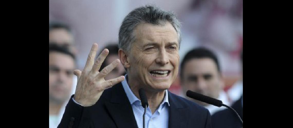 Macri dijo que vetoacute lo que denominoacute quotley anti empleoquot