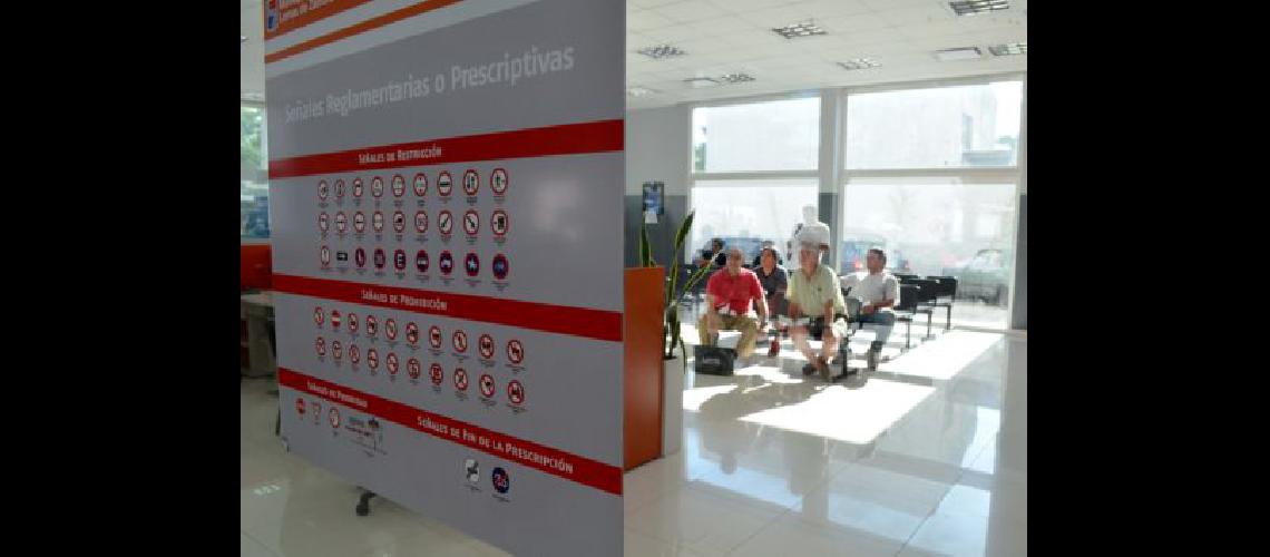P3 n cuatro meses se tramitaron 20 mil licencias en el Polo Vial (1)