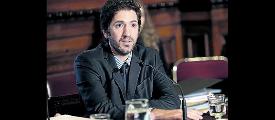Casanello aceptoacute a la Oficina Anticorrupcioacuten como querellante en el caso Baeacutez
