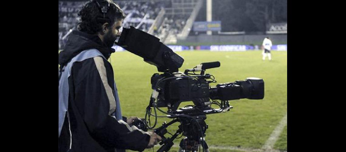 El Gobierno canceloacute la licitacioacuten por los derechos de TV del fuacutetbol argentino