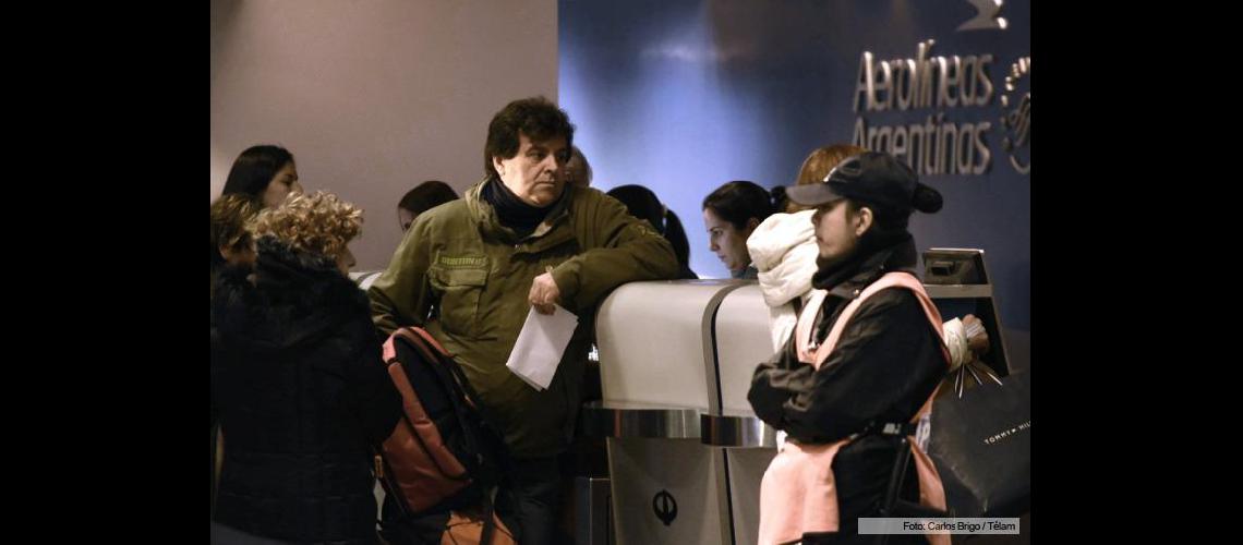 Panorama dispar con los vuelos en las provincias por el paro de controladores