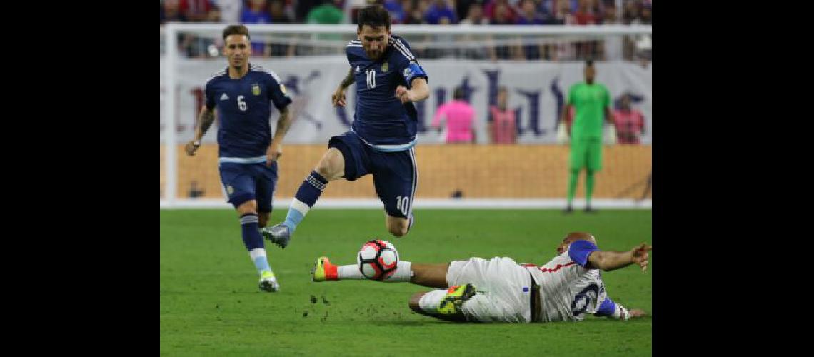 Argentina es finalista con un Messi que bate reacutecords