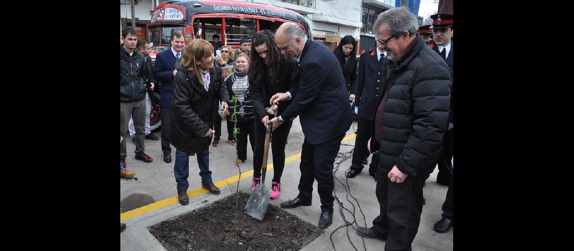inauguracion-plaza-armengol-10