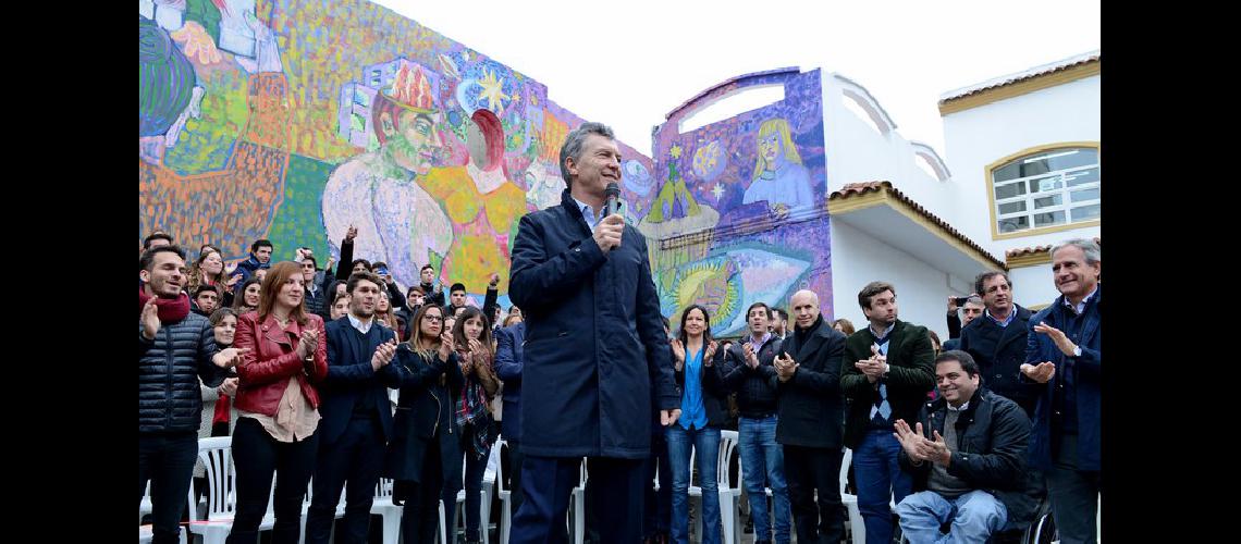 Macri_en_Villa_Devoto_2