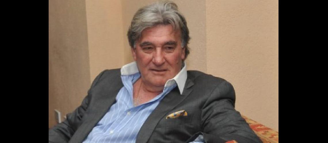 armando perez