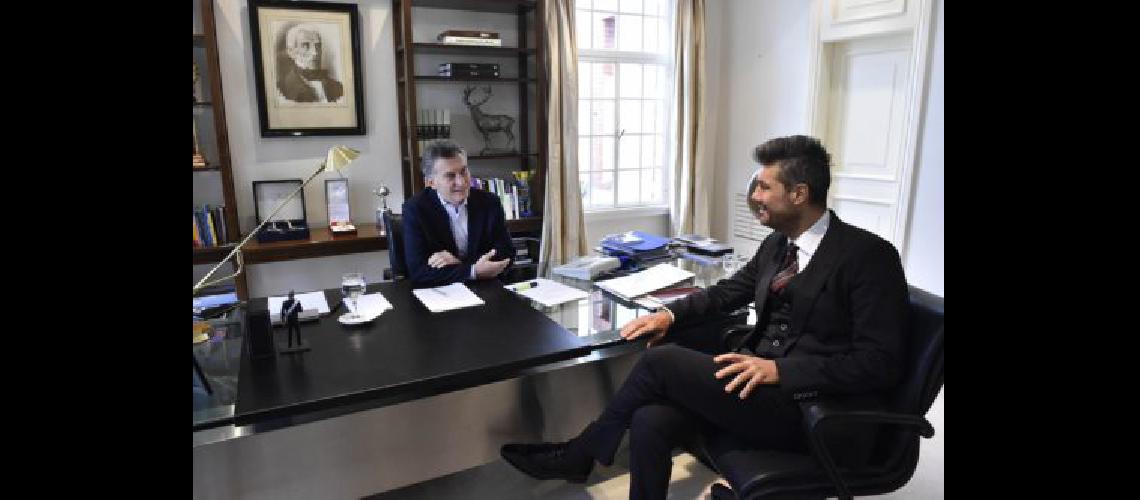 Despueacutes de los cruces Macri y Tinelli se reunieron